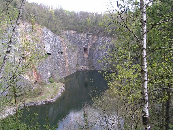 LOMY NA MOŘINĚ A KARLŠTEJN